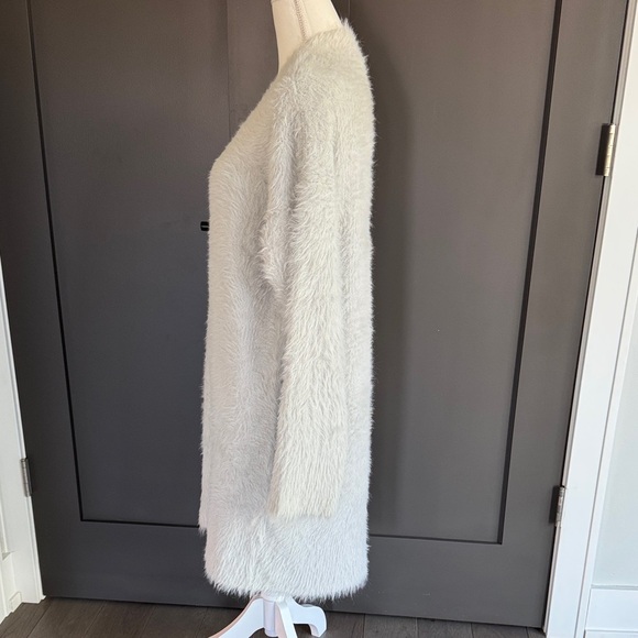 AKIRA Cozy Fuzzy Gray Cardigan Size S/M - Picture 4 of 9